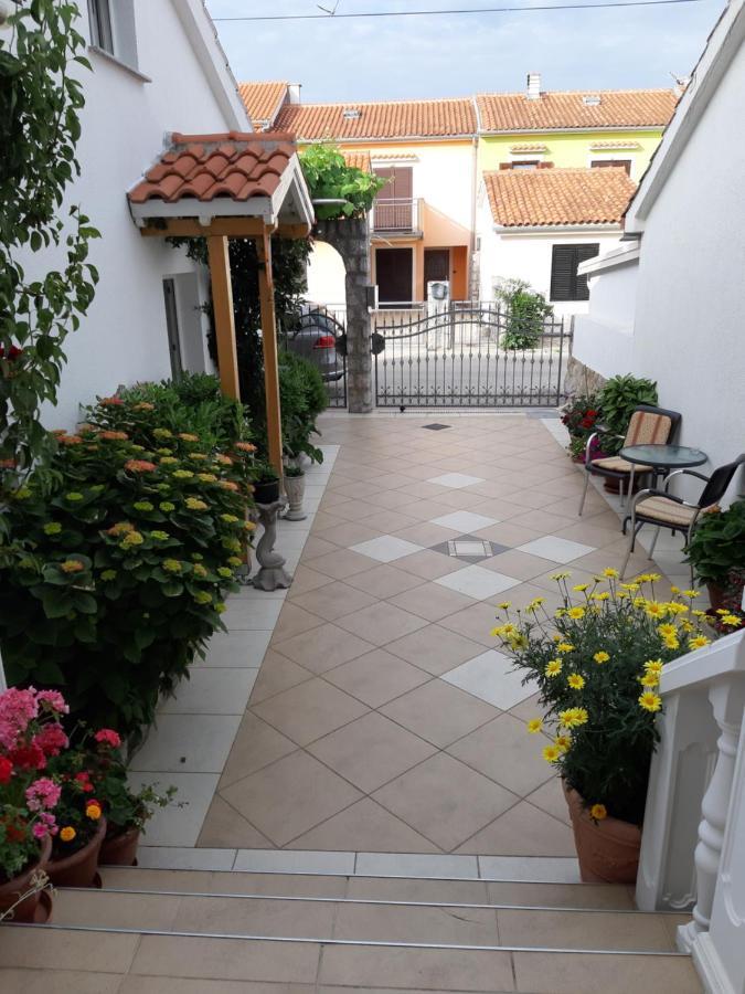 Apartmani Jozefina Omišalj Quarto foto
